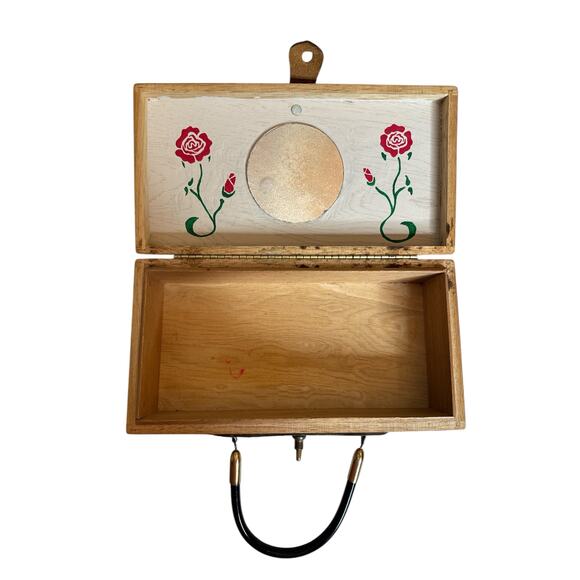 Vintage Wood Box Prairie Painted Plastic Handled Purse with Leather Twist Latch - Picture 5 of 7